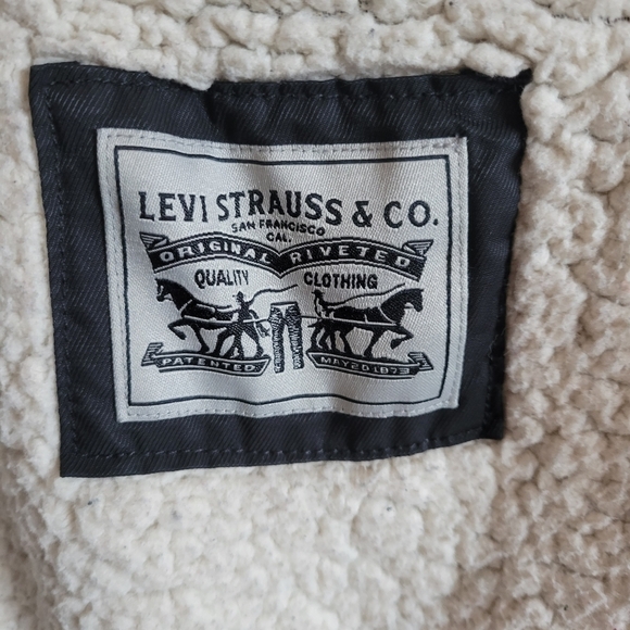 LEVI'S Jacket Quilt And Sherpa Lined Black Small - Picture 7 of 11